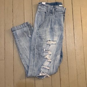 Almost Famous Ripped Jeans Size 11